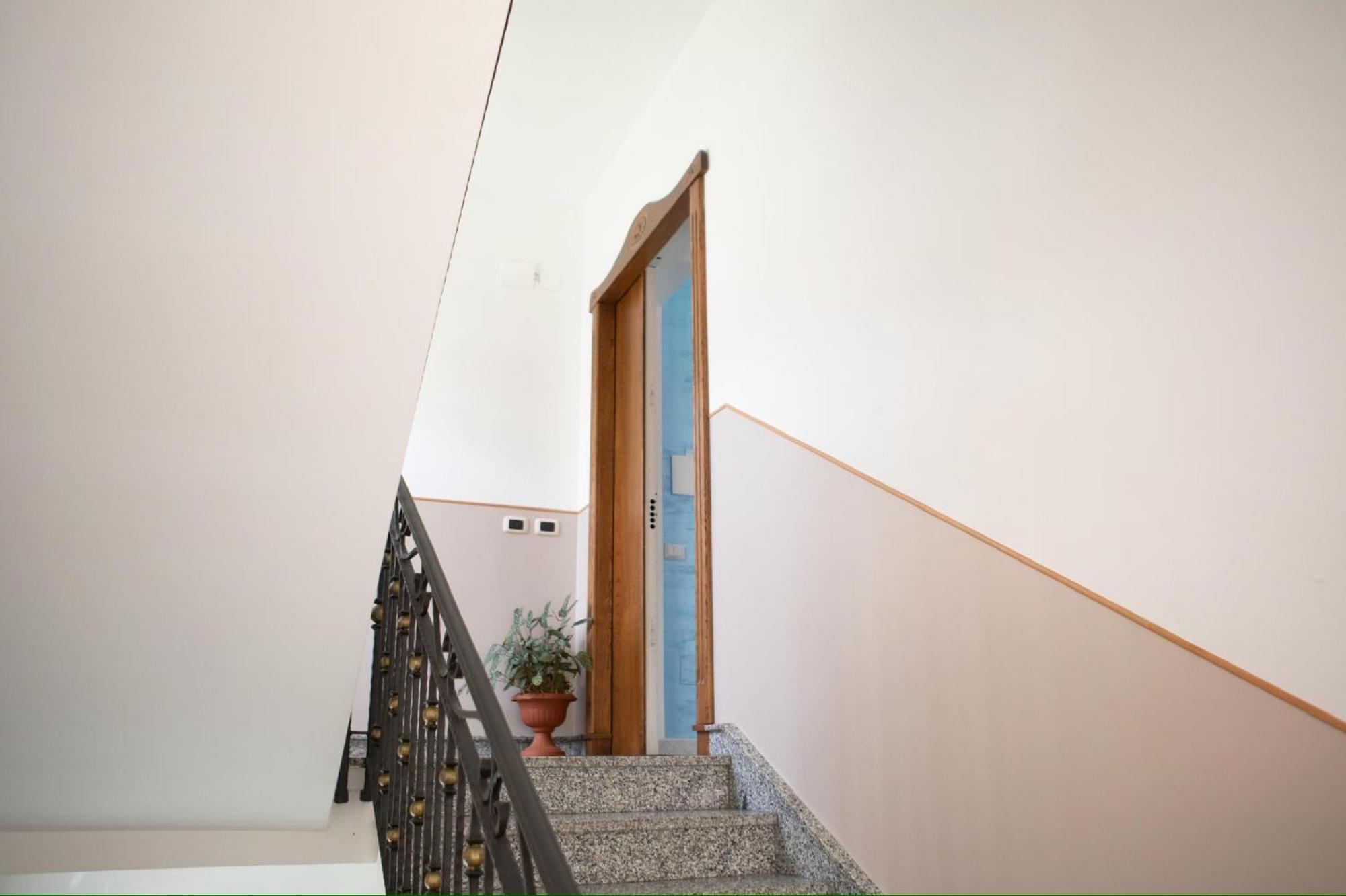 Casa Anna Apartments Pimonte Luaran gambar