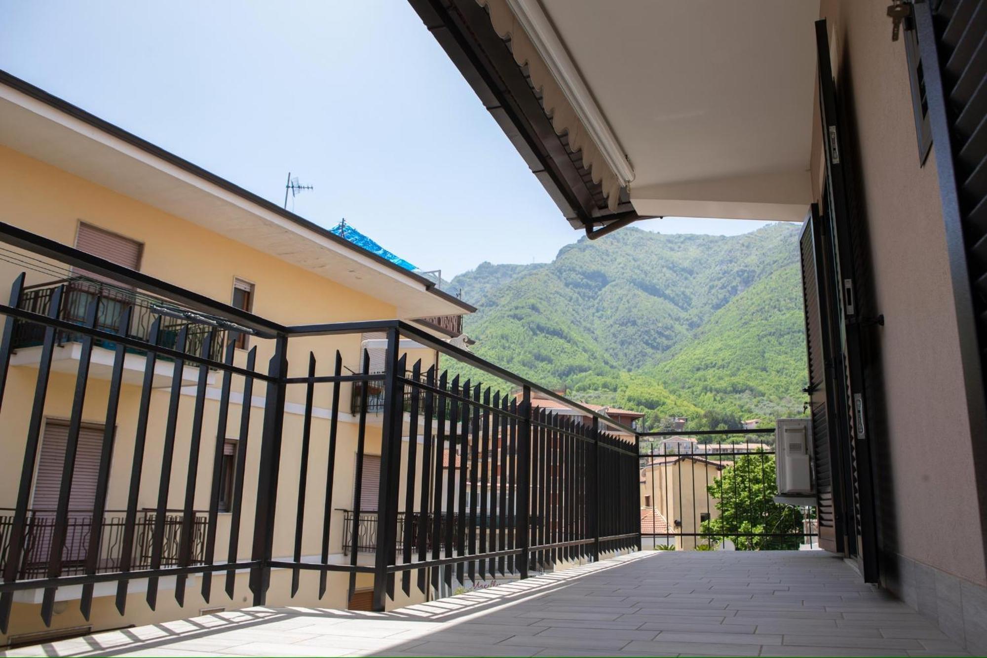 Casa Anna Apartments Pimonte Luaran gambar
